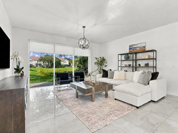 1086 WOODFIELD Road, Greenacres, FL 33415