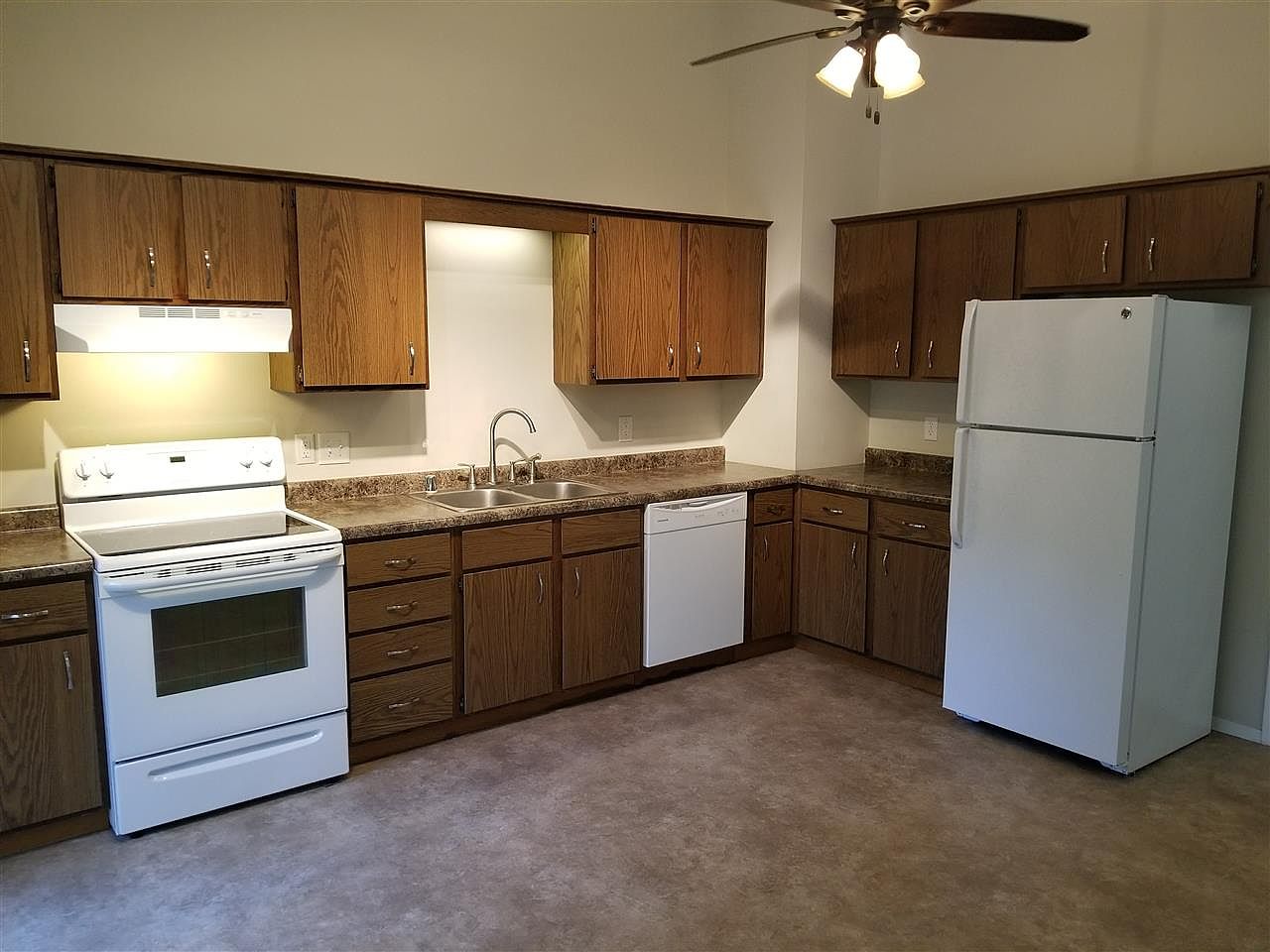 2675 Richardson St, Fitchburg, WI 53711 Zillow