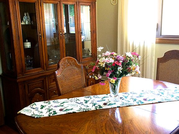 12.5 x 12 Dining Room