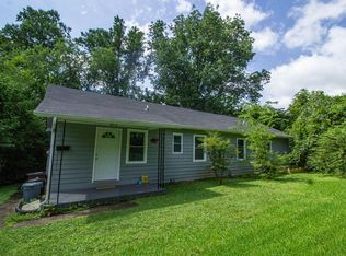 124 Jarrett Ln, Oak Ridge, TN 37830