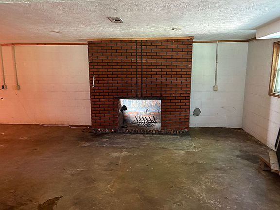 5th image of 307 Schelley Knob Ln