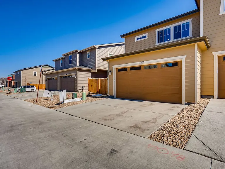 13710 Ash Cir — Photo 24