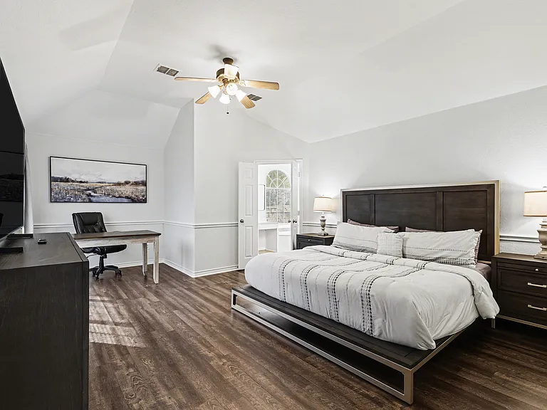 11709 Wild Pear Ln — Photo 12