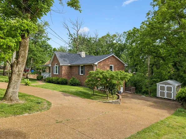 1006 Cynthia Trl, Goodlettsville, TN 37072
