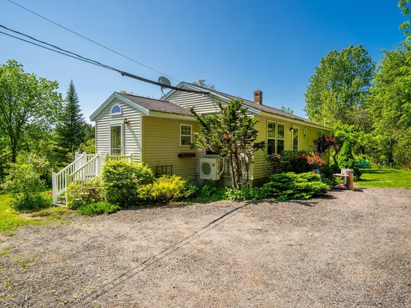 129 Lawrence Road, Gray, ME 04039