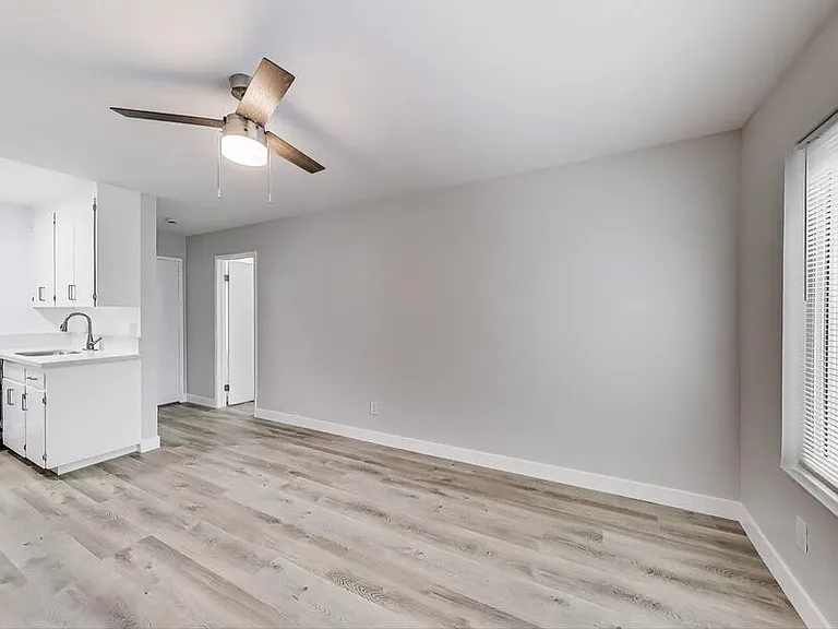 187 Montecito Ave #303 — Photo 2