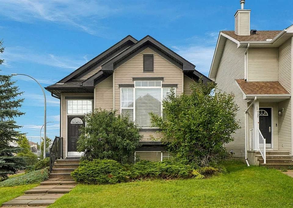 1st image of 5 Cranberry Way SE