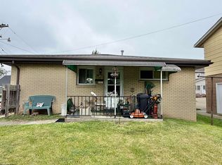 520 Mahan Ave, Follansbee, WV 26037