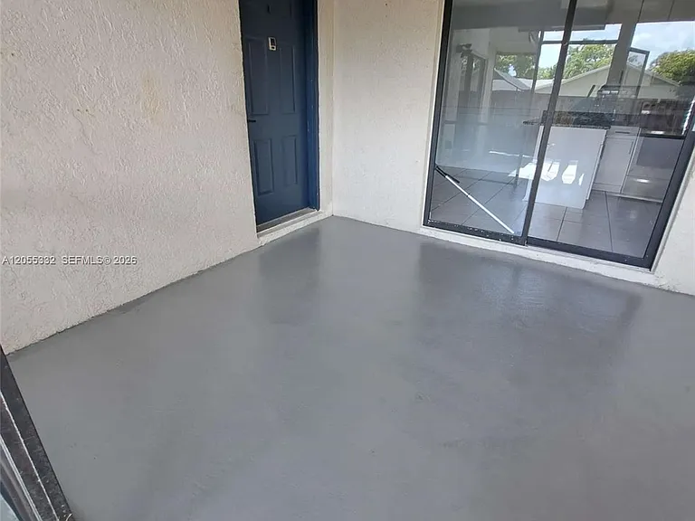 2501 NW 99th Ave #2501 — Photo 23