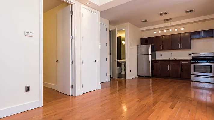 Rented by Nooklyn NYC LLC | media 29