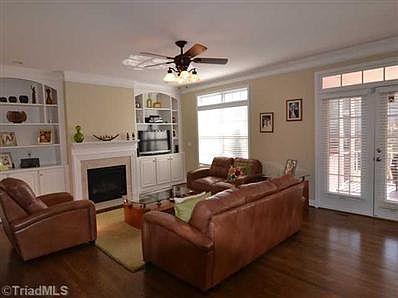 3rd image of 4617 Kinnakeet Way