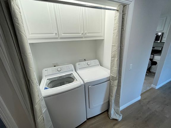 4th image of 7555 E Country Hill Ln
