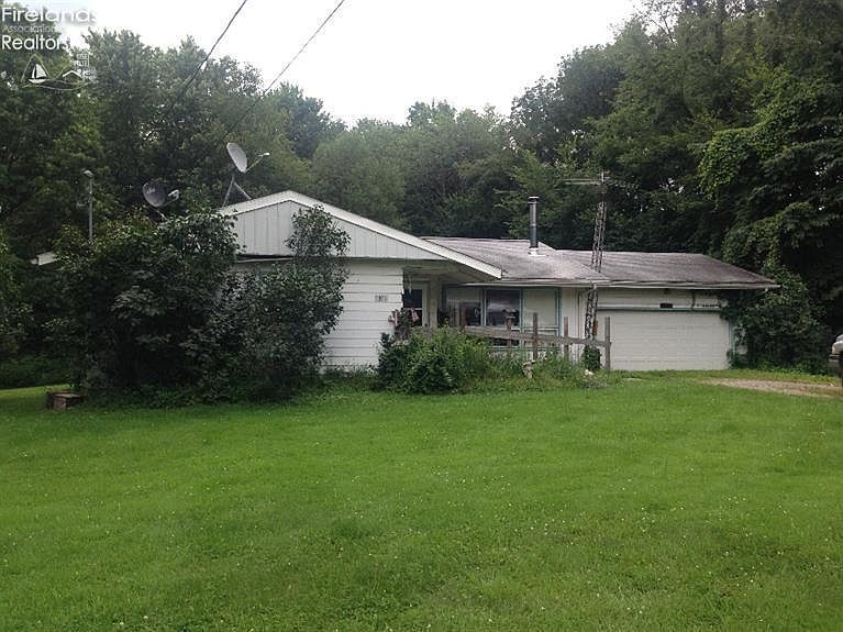 1st image of 1811 County Road 1095