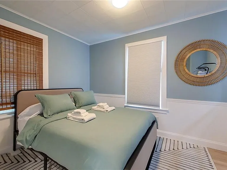 382 Spring St #3 — Photo 9