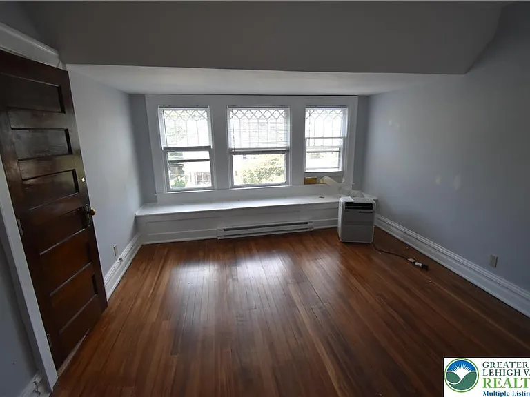 700 Hamilton St #2 — Photo 12