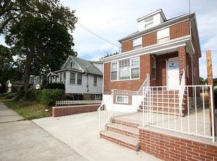 850 Hollywood Ave, Bronx, NY 10465