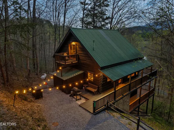2678 Possum Ridge Way, Sevierville, TN 37862