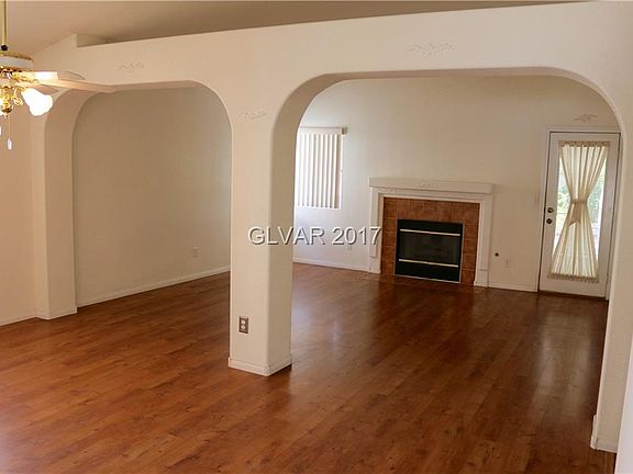 5th image of 4424 Socrates St
