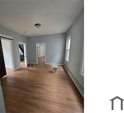 3 bed, $2,200 — Photo 3
