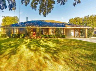 645 Fairway Dr, Thibodaux, LA 70301