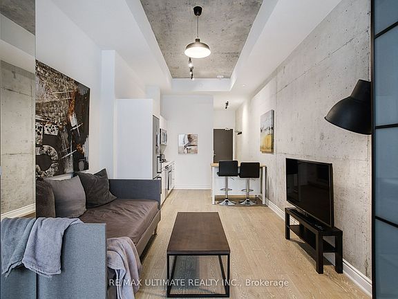 4th image of 608 Richmond St W #210