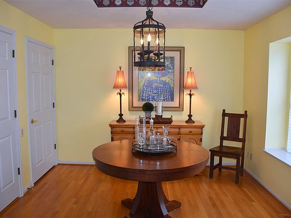 4th image of 2193 Tantallon Dr