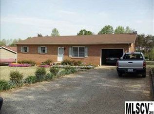 3036 Cochran St, Newton, NC 28658