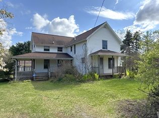 1181 W Stoll Rd, Dewitt, MI 48820