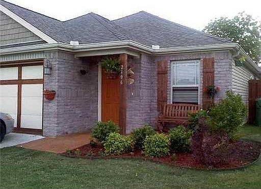 1st image of 2406 S 12th Pl