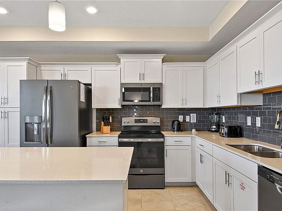 5th image of 4751 Clock Tower Dr #303