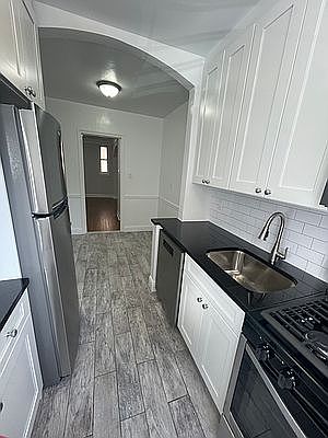 3rd image of 72-61 113th St #1DE