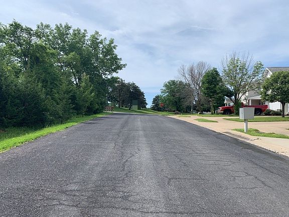 5th image of 3812 W Richwoods Blvd #6