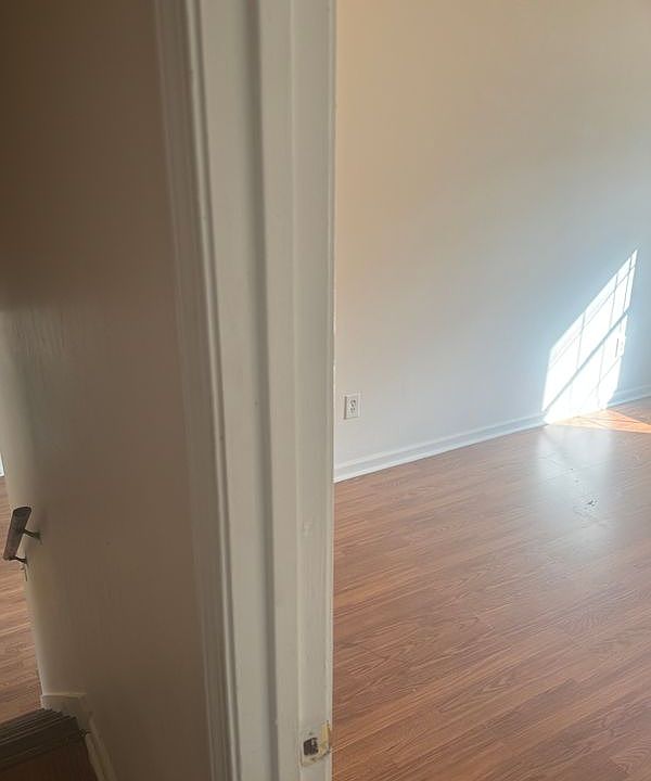 2nd image of 1265 Luther Way