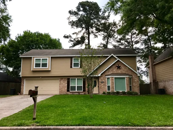 5711 Enchanted Timbers Dr, Humble, TX 77346