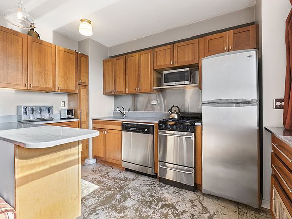 2nd image of 105 3rd Ave #14G