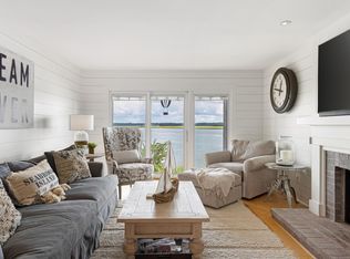 1964 Marsh Oak Ln, Johns Island, SC 29455