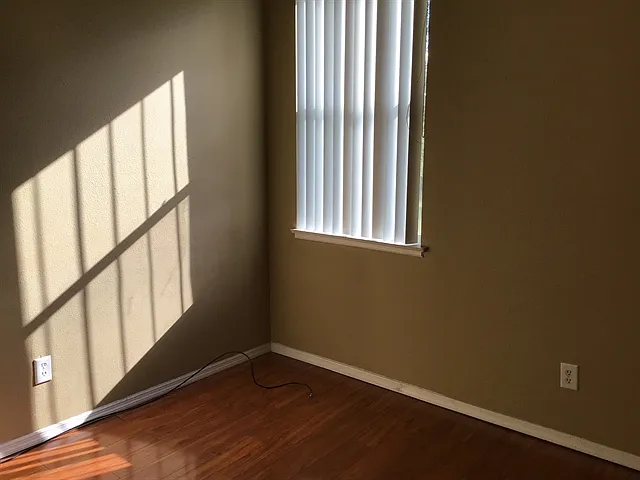 922 Lake Biscayne Way — Photo 16