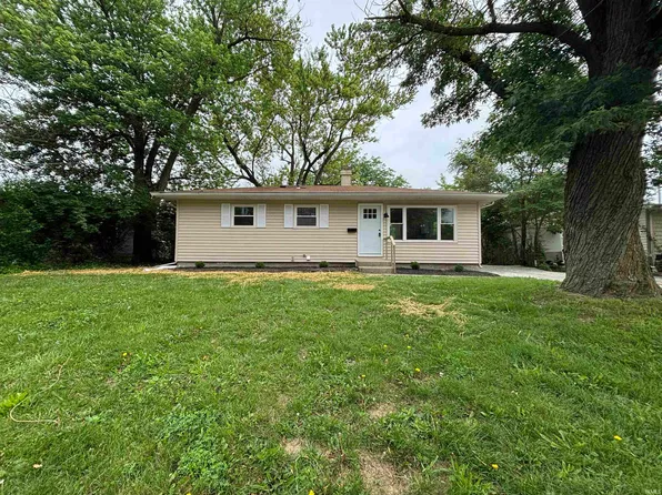 205 Corwin Ln, Fort Wayne, IN 46816