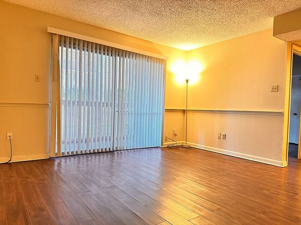 6765 Quail Hollow Ct #1