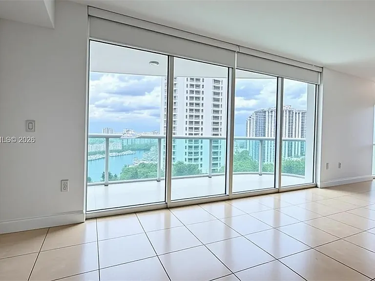 19400 Turnberry Way #1132 — Photo 2