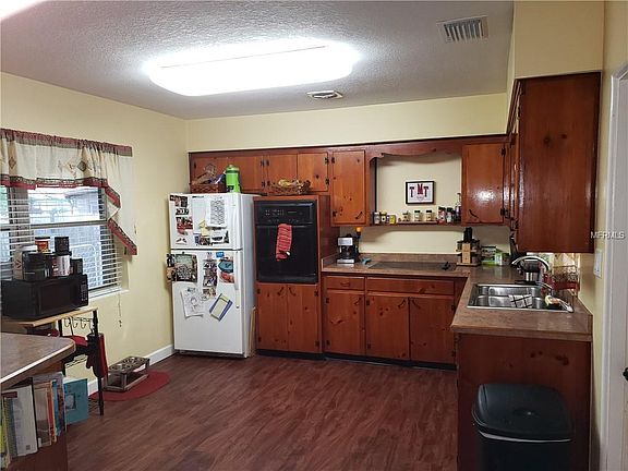 4th image of 133 Alachua Dr