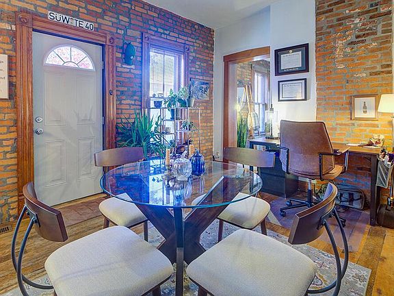 3rd image of 296-298 E Blenkner St