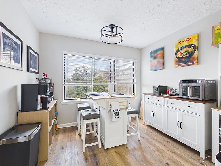 1501 Bronwyn Rd #303 — Photo 7