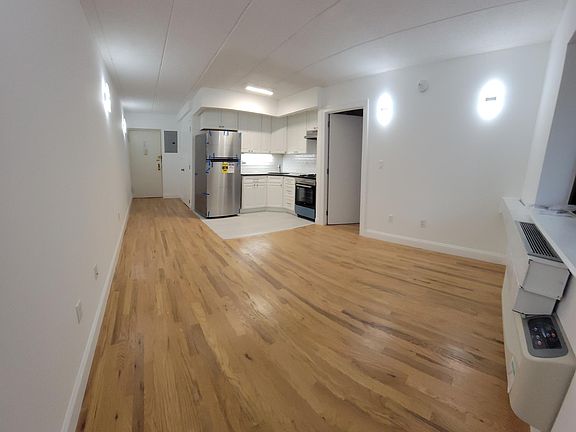 3rd image of 14340 38th Ave Suite 103