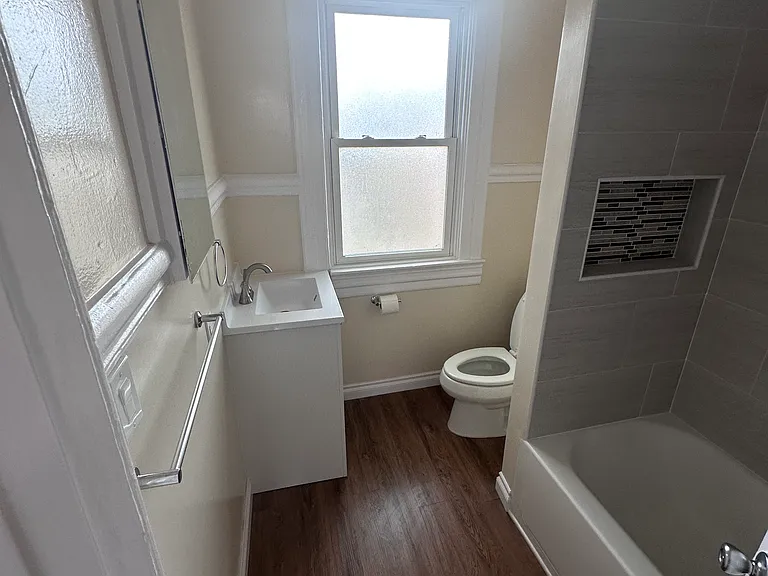1505 N Raymond Ave #2A — Photo 7