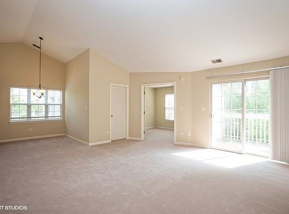 4th image of 1947 Heron Ave #D
