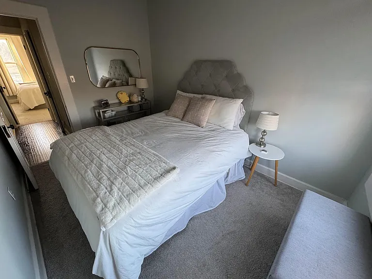 136 Wilber Ave — Photo 19
