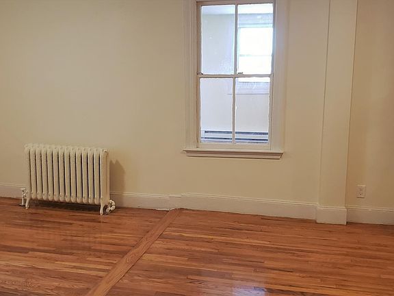 3rd image of 29 Dighton St APT 4
