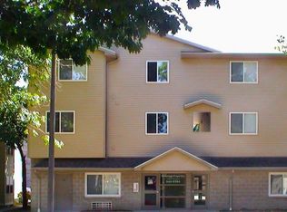 1005 Stoughton St, Urbana, IL 61801