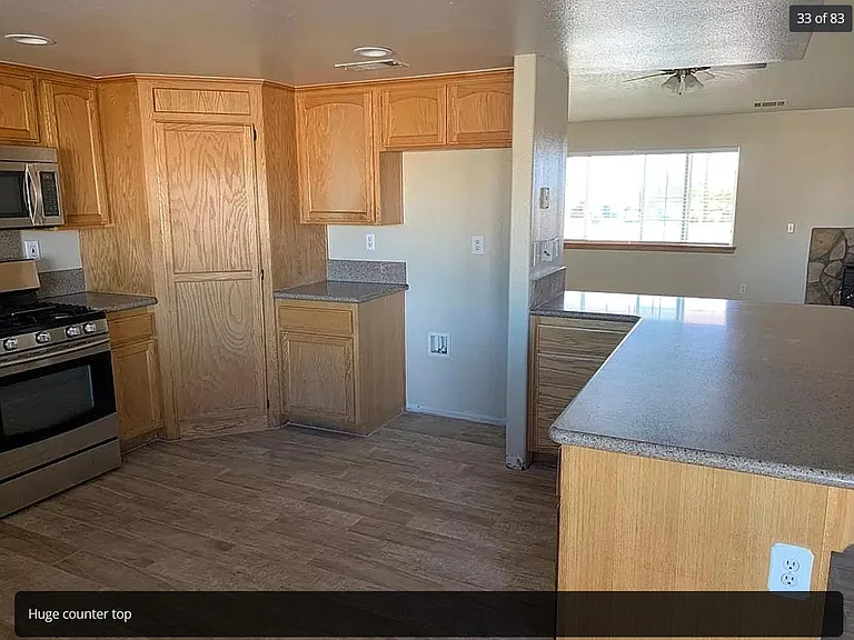 9822 Hawthorne Ave — Photo 34
